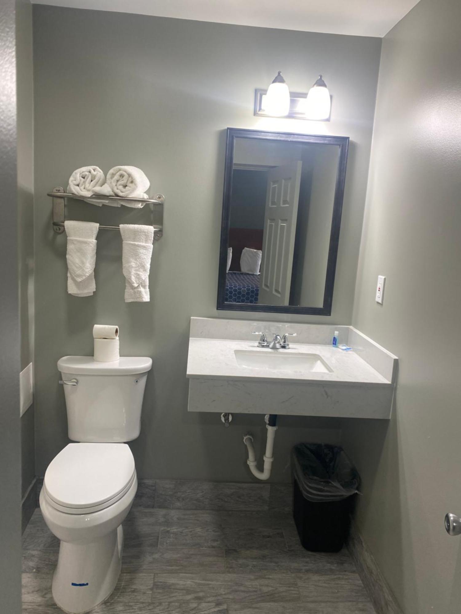 Wilkes-Barre Lodge エクステリア 写真